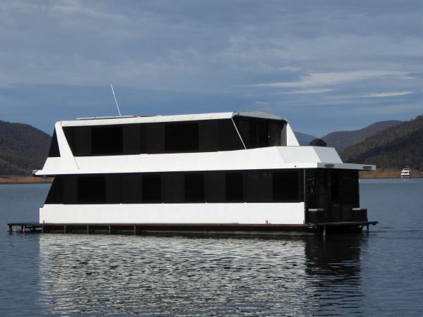Houseboat for Sale - Call Mike 0417 588 455