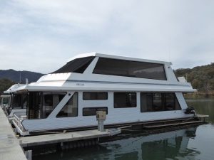 Houseboat for sale on lake eildon - contact www.highcountryhouseboatsales.com.au